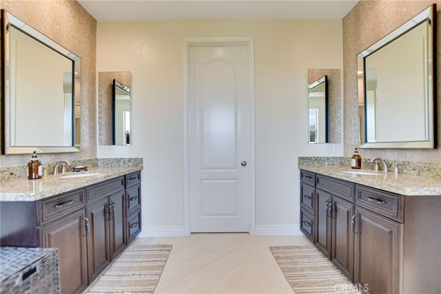 1127 Las Colinas Way, San Dimas, CA 91773