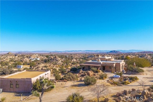 5597 Acoma Trail, Yucca Valley, CA 92284