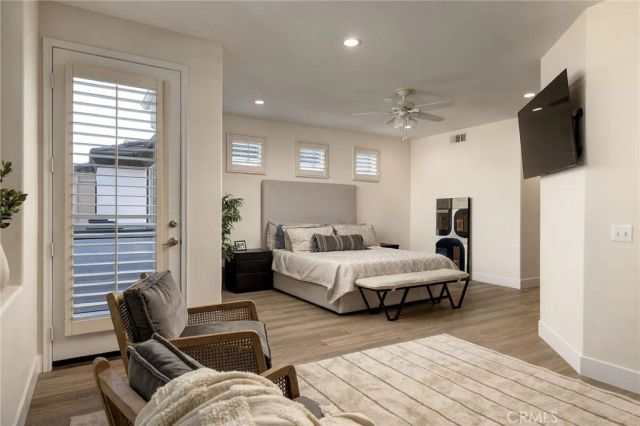 606 Goldenwest Street, Huntington Beach, CA 92648