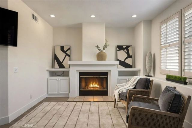 606 Goldenwest Street, Huntington Beach, CA 92648