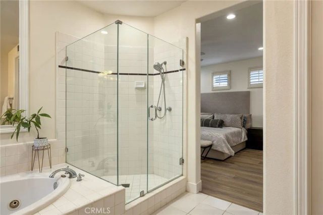 606 Goldenwest Street, Huntington Beach, CA 92648