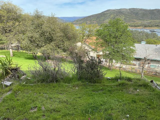 5411 Royal Oaks Dr, Oroville, CA 95966