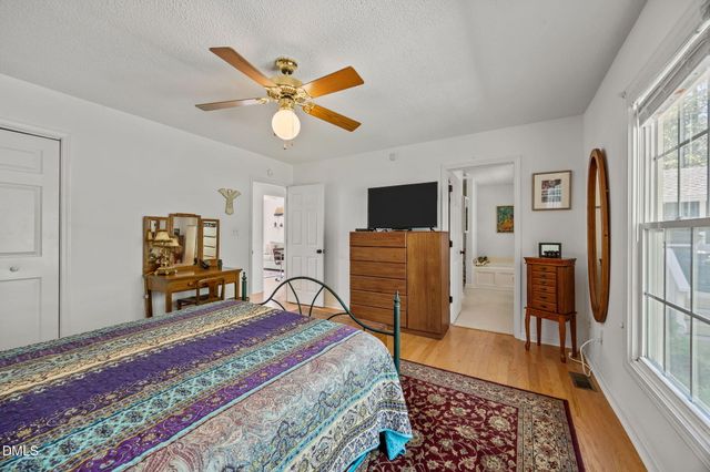 101 Stage Line Cove, Louisburg, NC 27549