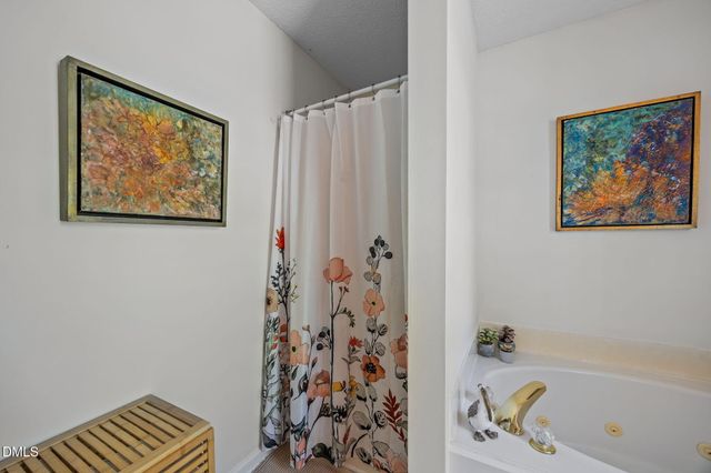 101 Stage Line Cove, Louisburg, NC 27549