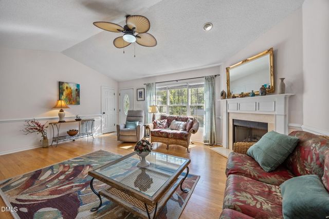 101 Stage Line Cove, Louisburg, NC 27549