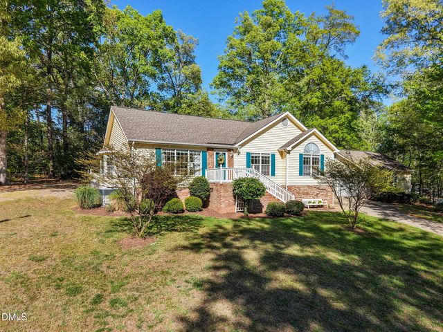 101 Stage Line Cove, Louisburg, NC 27549