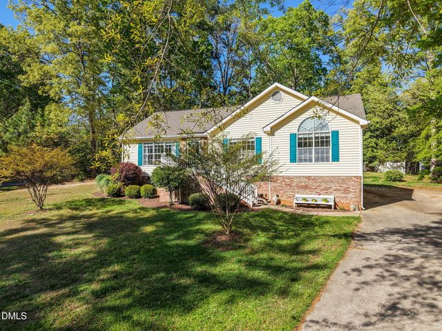 101 Stage Line Cove, Louisburg, NC 27549