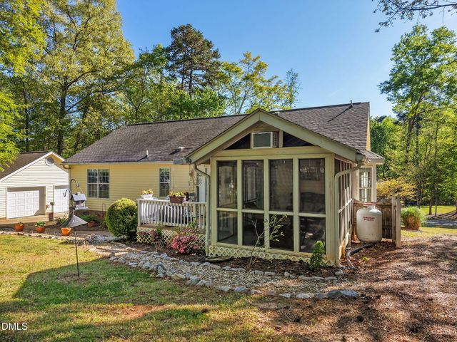 101 Stage Line Cove, Louisburg, NC 27549