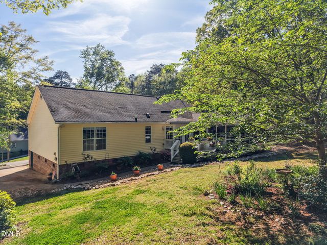 101 Stage Line Cove, Louisburg, NC 27549