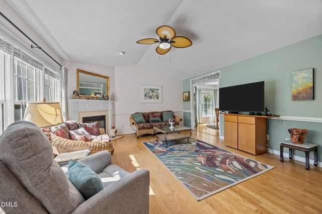 101 Stage Line Cove, Louisburg, NC 27549