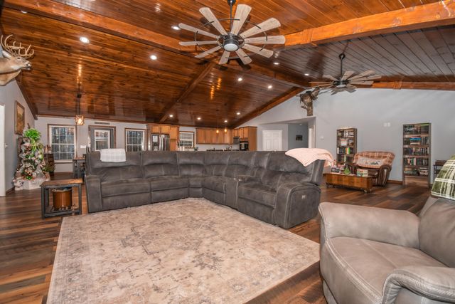 1705 Rice Road, Morehead, KY 40351