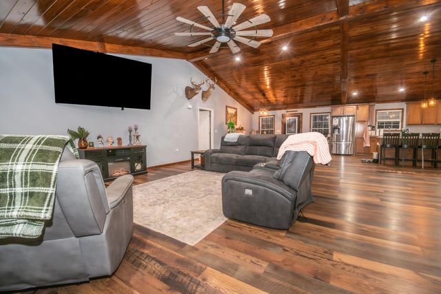 1705 Rice Road, Morehead, KY 40351