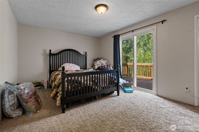 422 336th Street E, Roy, WA 98580