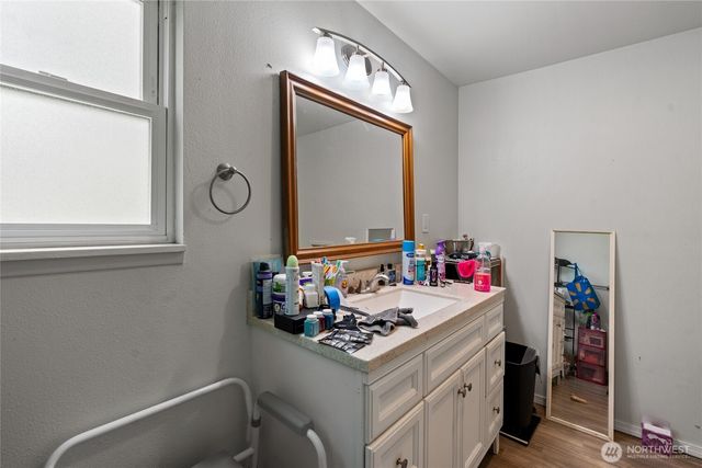 422 336th Street E, Roy, WA 98580