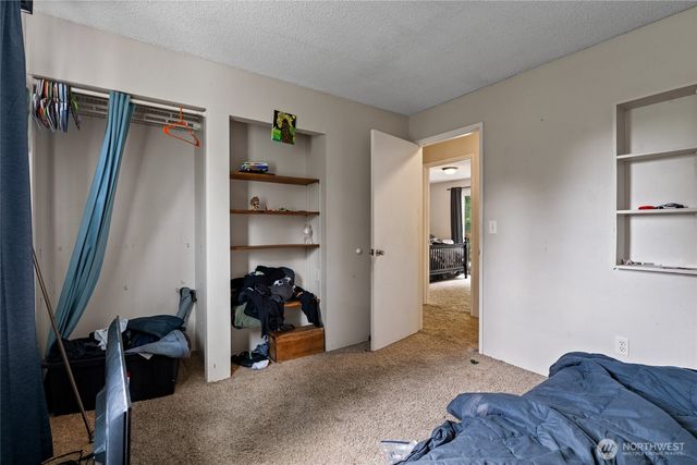 422 336th Street E, Roy, WA 98580
