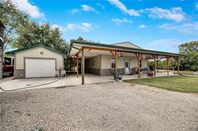 806 SW County Road O Highway, Holden, MO 64040