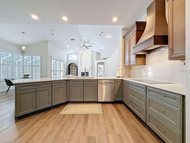 4953 POINTE CIRCLE, Oldsmar, FL 34677