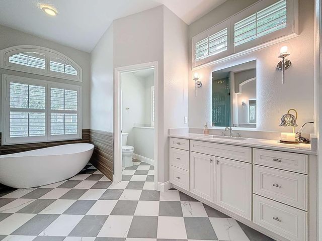 4953 POINTE CIRCLE, Oldsmar, FL 34677