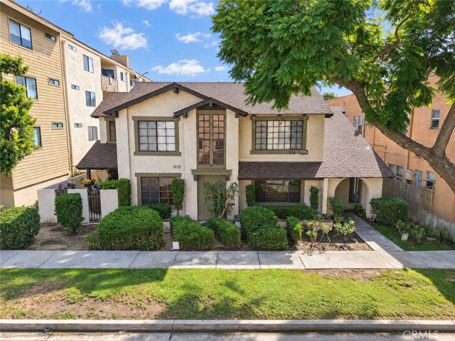 4126 Elm Ave, Long Beach, CA 90807