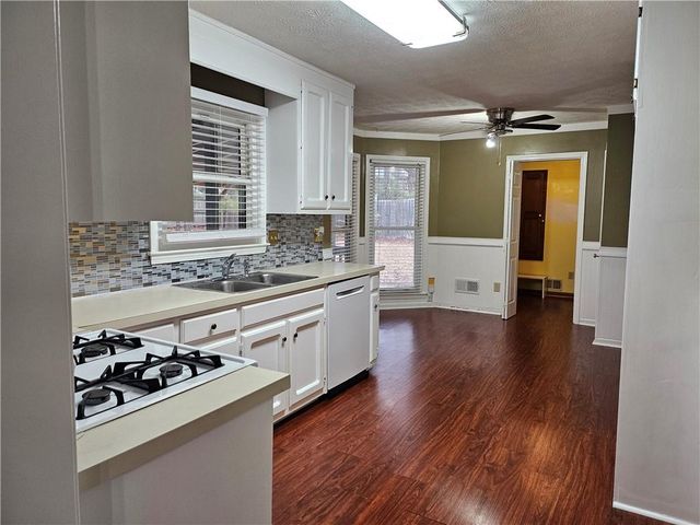 619 Oak Moss Drive, Lawrenceville, GA 30043