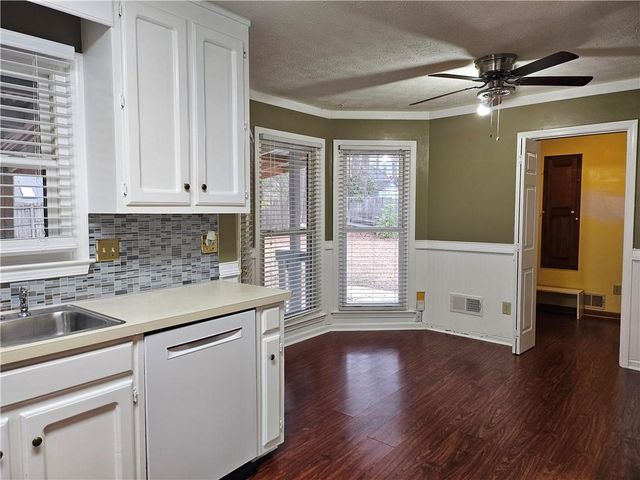 619 Oak Moss Drive, Lawrenceville, GA 30043