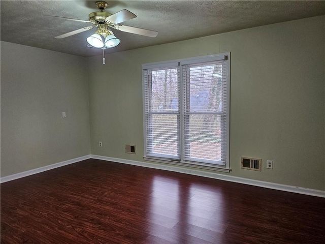 619 Oak Moss Drive, Lawrenceville, GA 30043