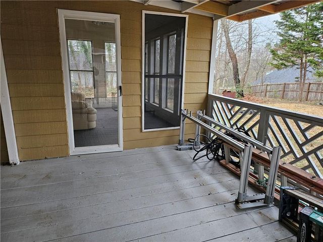 619 Oak Moss Drive, Lawrenceville, GA 30043