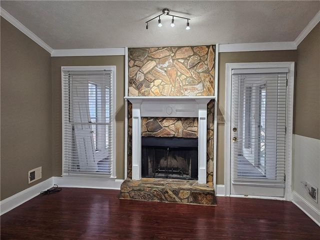 619 Oak Moss Drive, Lawrenceville, GA 30043