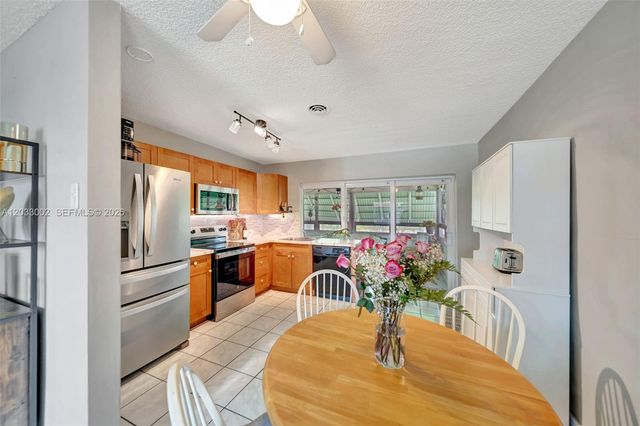 2708 NW 51st Place, Tamarac, FL 33309
