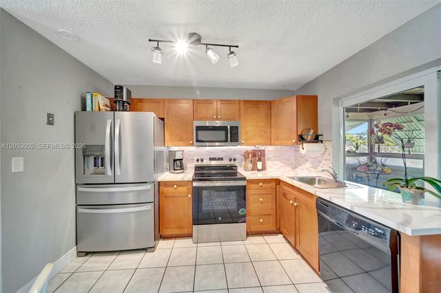 2708 NW 51st Place, Tamarac, FL 33309