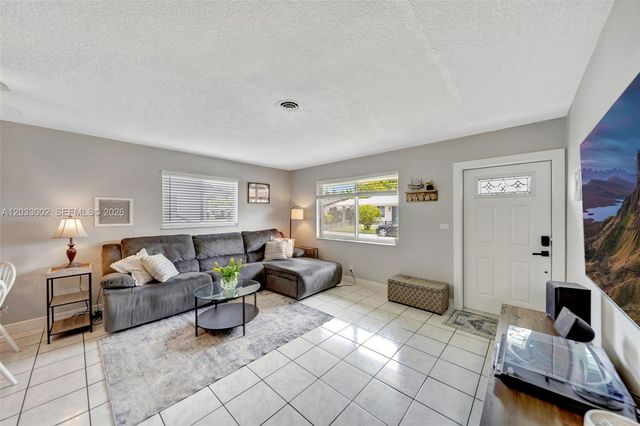 2708 NW 51st Place, Tamarac, FL 33309