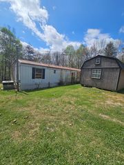 580 Captain Carter Rd, Spencer, TN 38585