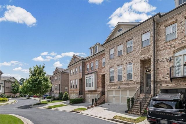 1044 Township Square, Alpharetta, GA 30022