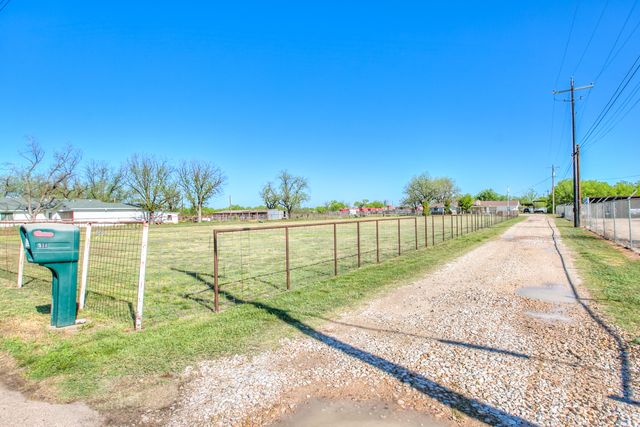 928 W 48th Street, San Angelo, TX 76903