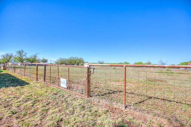 928 W 48th Street, San Angelo, TX 76903