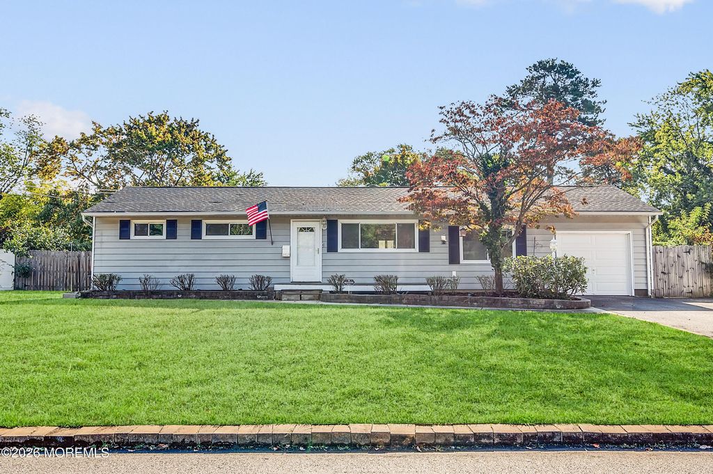 262 Sprucewood Drive, Brick, NJ 08723