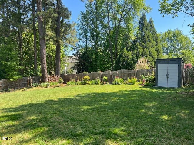 1400 Applethorn Drive, Apex, NC 27502