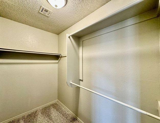 605 NW 138th Street, Edmond, OK 73013