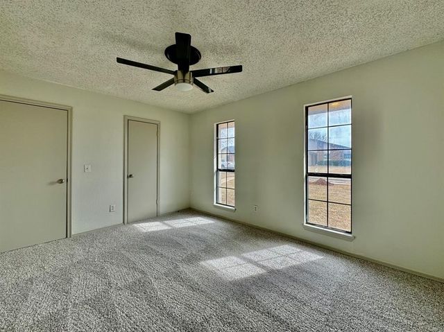 605 NW 138th Street, Edmond, OK 73013