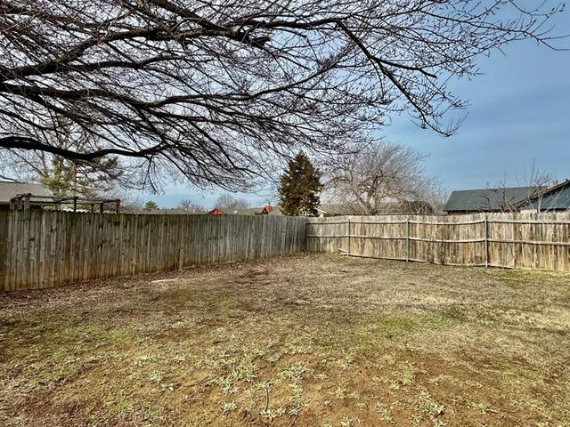 605 NW 138th Street, Edmond, OK 73013