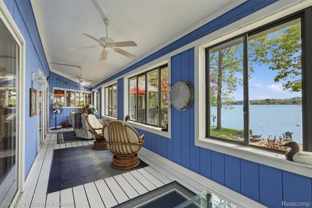 4233 Blain Island Road, Waterford Charter Township, MI 48329