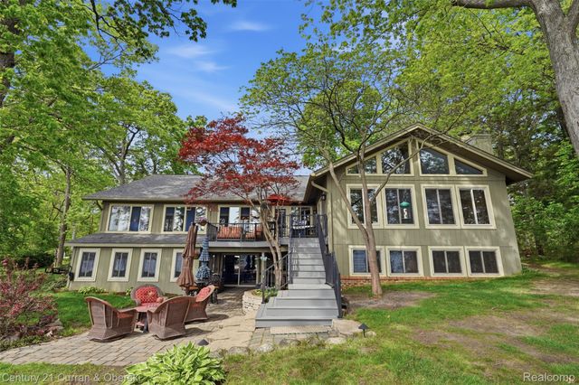 4233 Blain Island Road, Waterford Charter Township, MI 48329