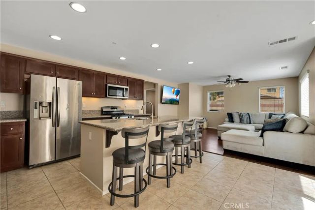 1445 Chinaberry, Beaumont, CA 92223