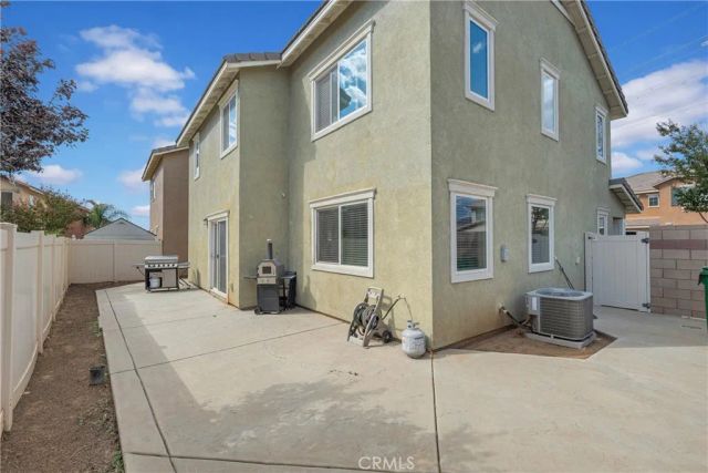 1445 Chinaberry, Beaumont, CA 92223