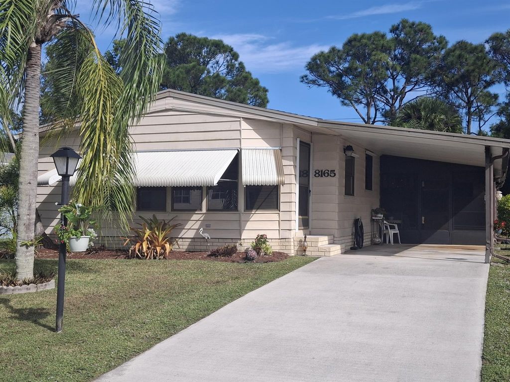 8165 Buckthorn Circle, Port St Lucie, FL 34952