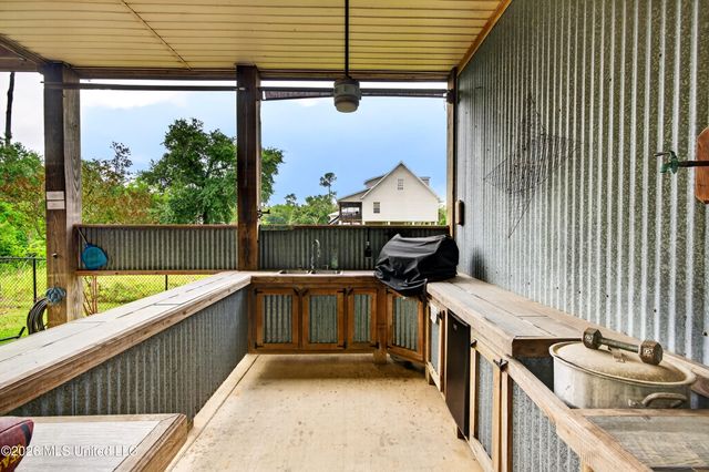 43 Fiber Street, Bay Saint Louis, MS 39520