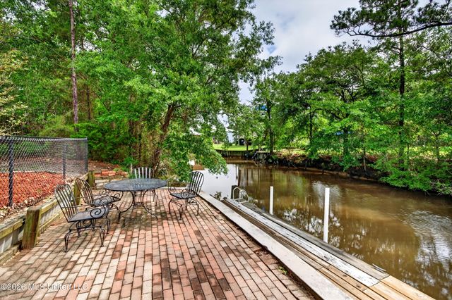 43 Fiber Street, Bay Saint Louis, MS 39520