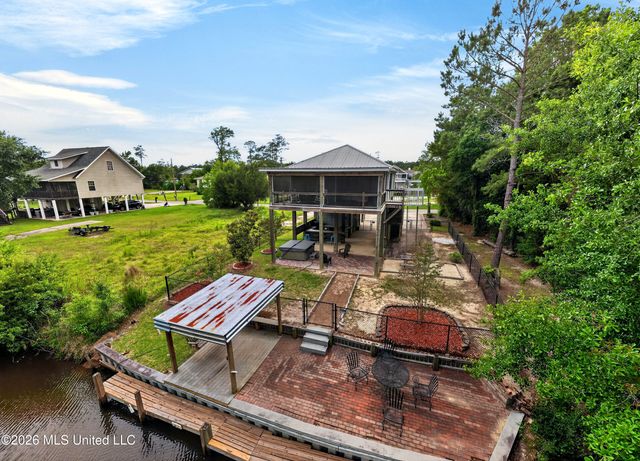 43 Fiber Street, Bay Saint Louis, MS 39520