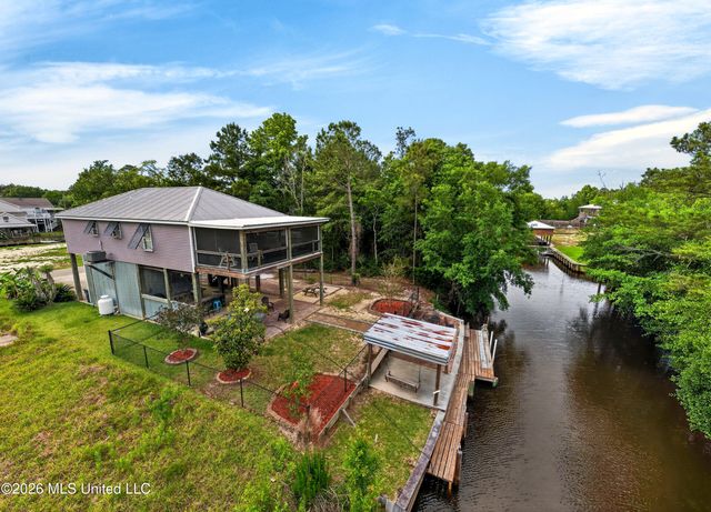 43 Fiber Street, Bay Saint Louis, MS 39520