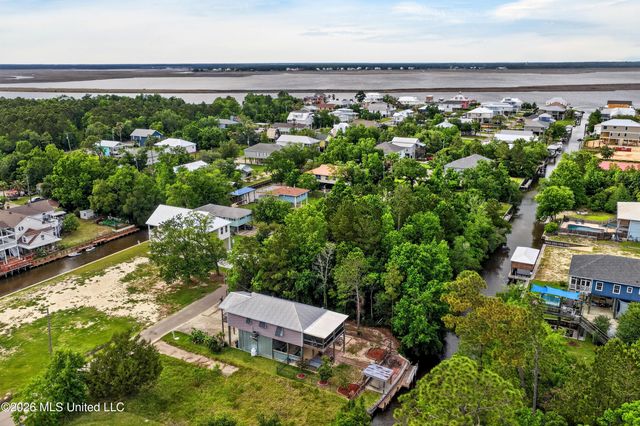43 Fiber Street, Bay Saint Louis, MS 39520